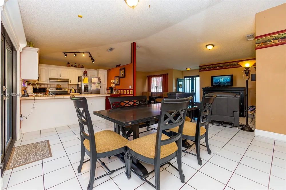 14851 SW 59th St Miami, FL 33193