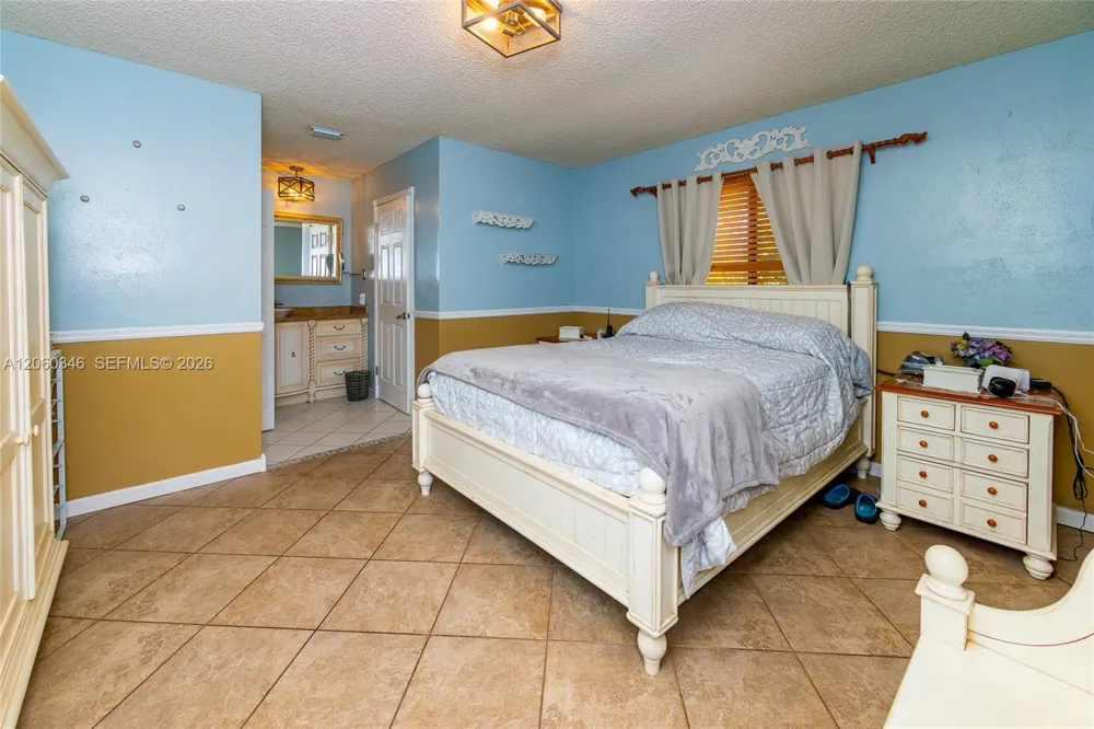 14851 SW 59th St Miami, FL 33193