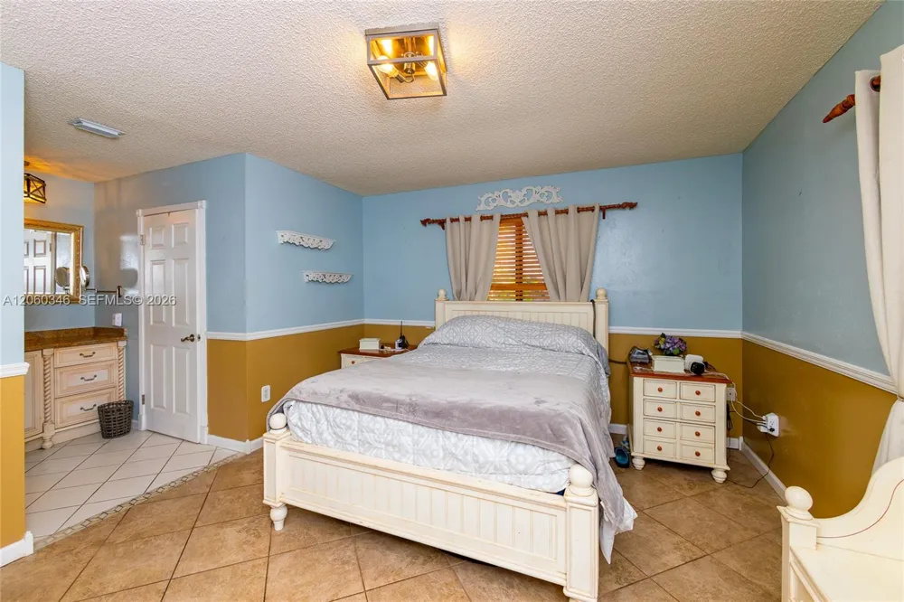 14851 SW 59th St Miami, FL 33193