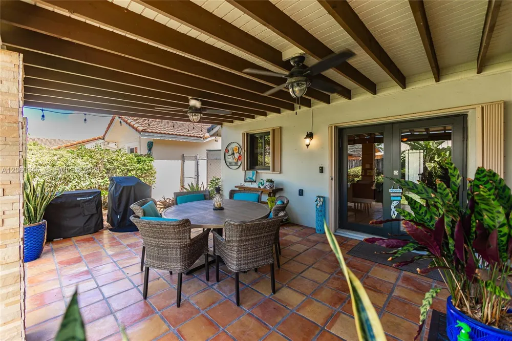 14851 SW 59th St Miami, FL 33193