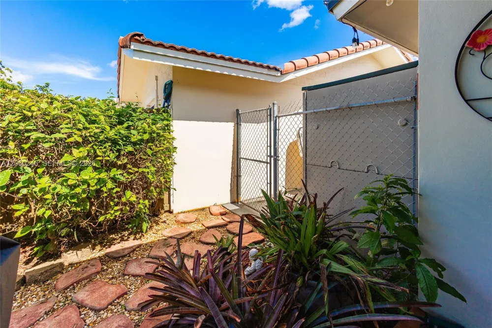 14851 SW 59th St Miami, FL 33193