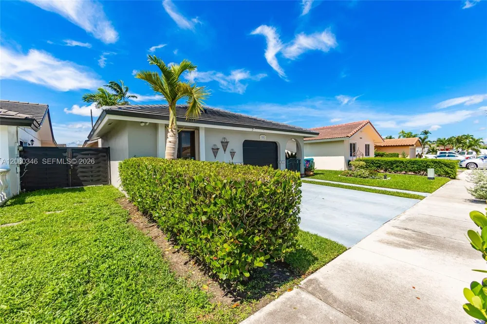 14851 SW 59th St Miami, FL 33193