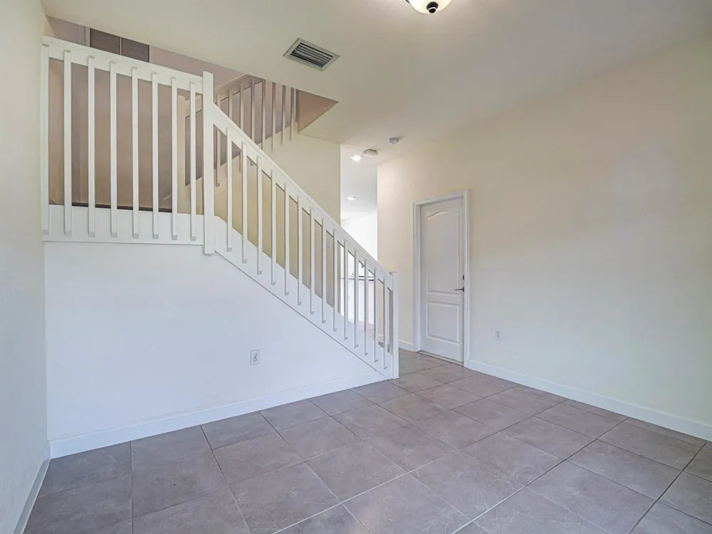10092 W VILLA CIRCLE Vero Beach, FL 32966