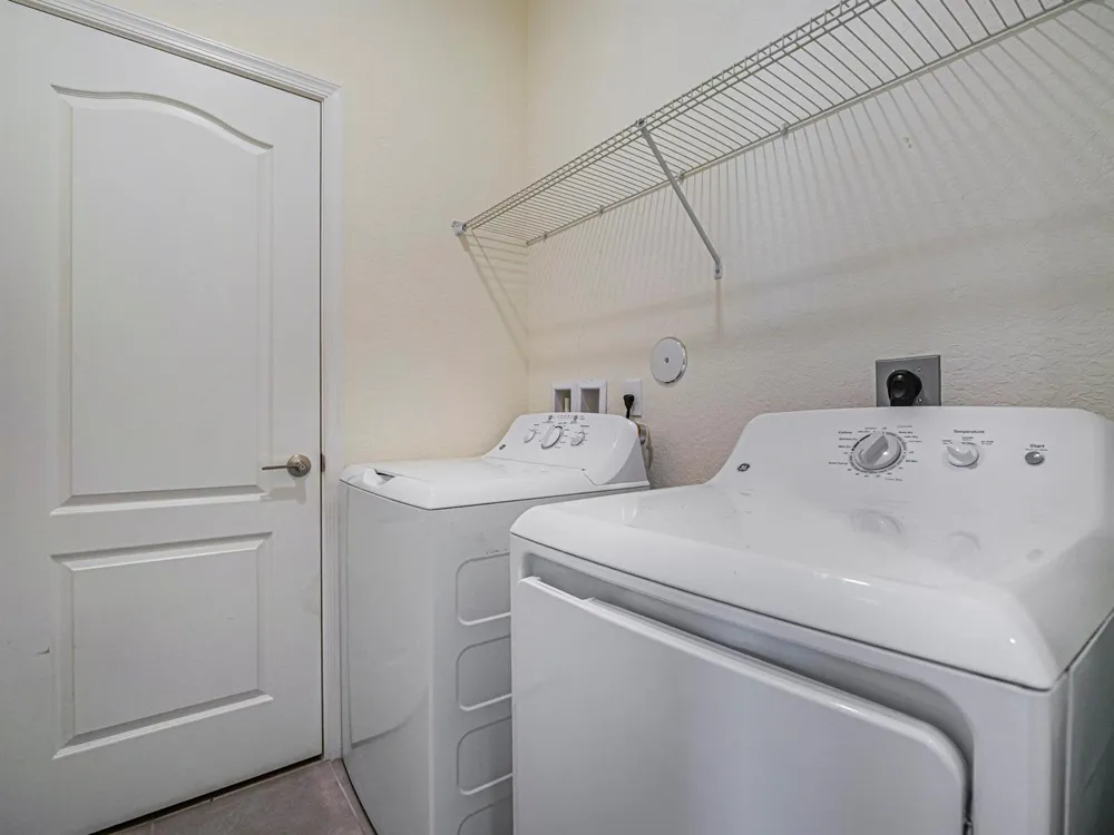 10092 W VILLA CIRCLE Vero Beach, FL 32966