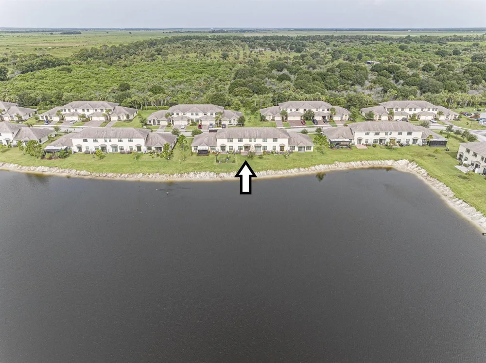 10092 W VILLA CIRCLE Vero Beach, FL 32966