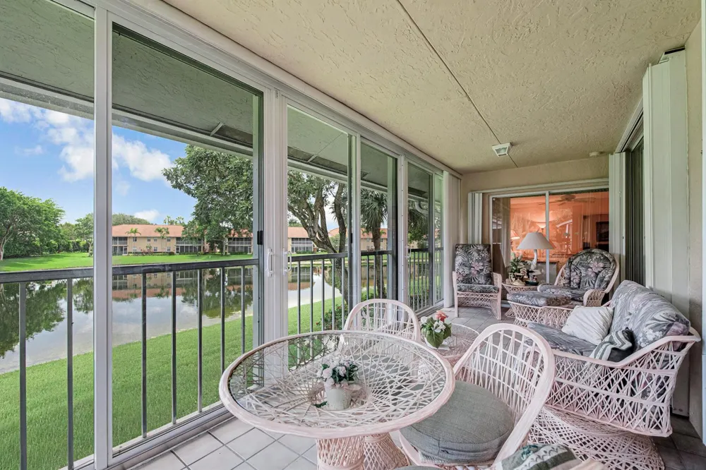 7027 Summer Tree Drive #201 Boynton Beach, FL 33437