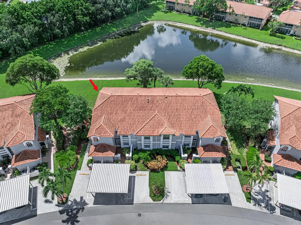 7027 Summer Tree Drive #201 Boynton Beach, FL 33437