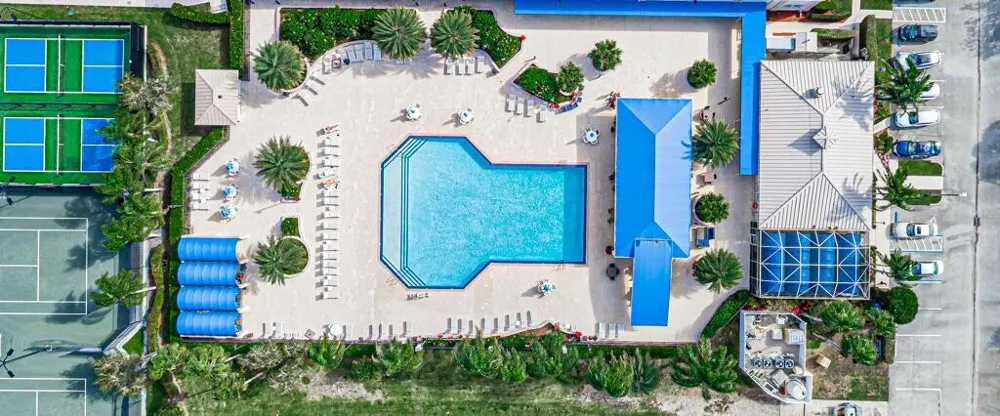 7027 Summer Tree Drive #201 Boynton Beach, FL 33437