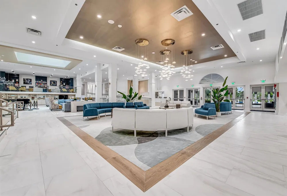 7027 Summer Tree Drive #201 Boynton Beach, FL 33437