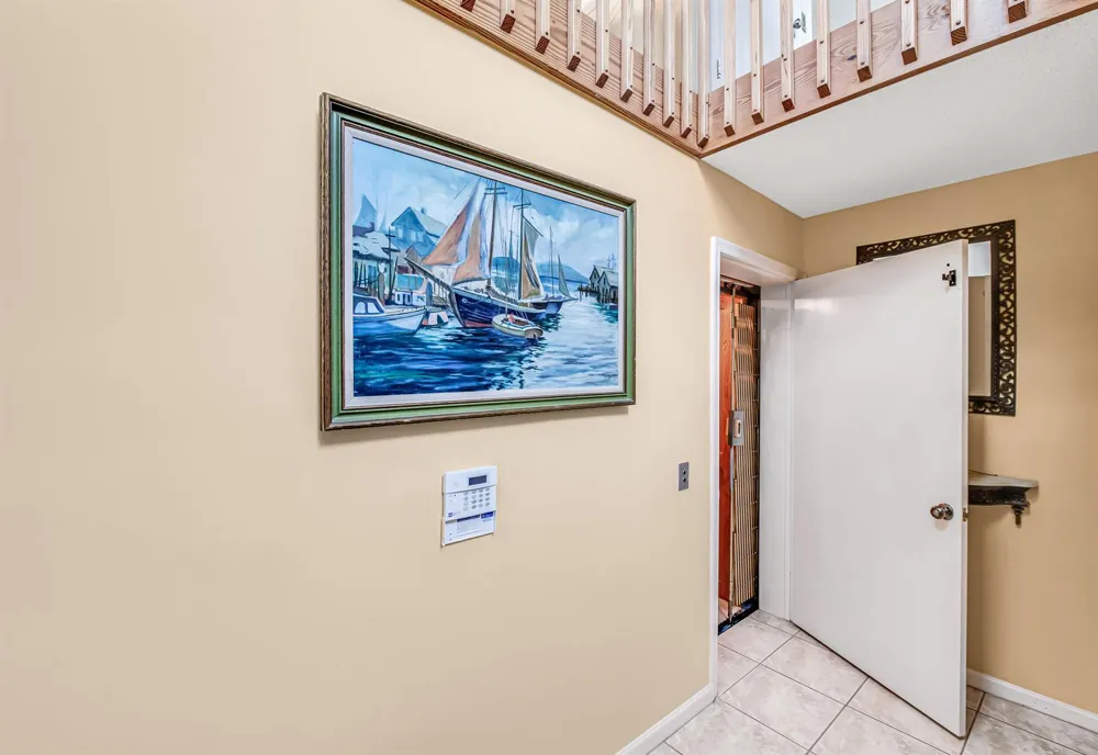 7027 Summer Tree Drive #201 Boynton Beach, FL 33437