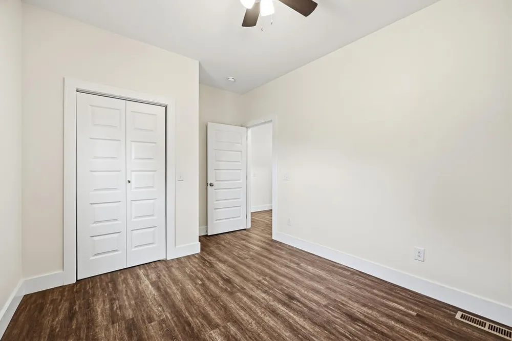 158 Honeysuckle Ln Sparta, TN 38583
