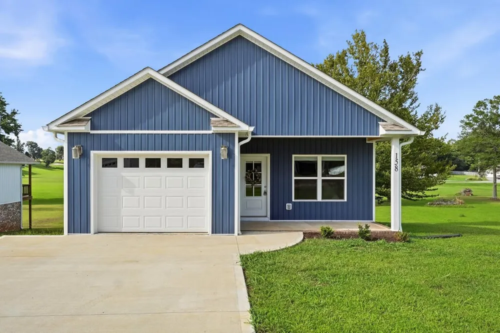 158 Honeysuckle Ln Sparta, TN 38583