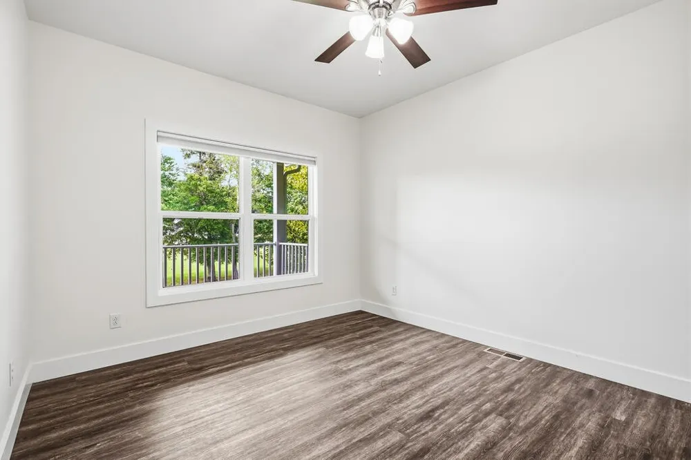 158 Honeysuckle Ln Sparta, TN 38583