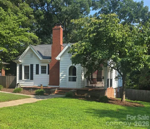 1466 White Oak Avenue