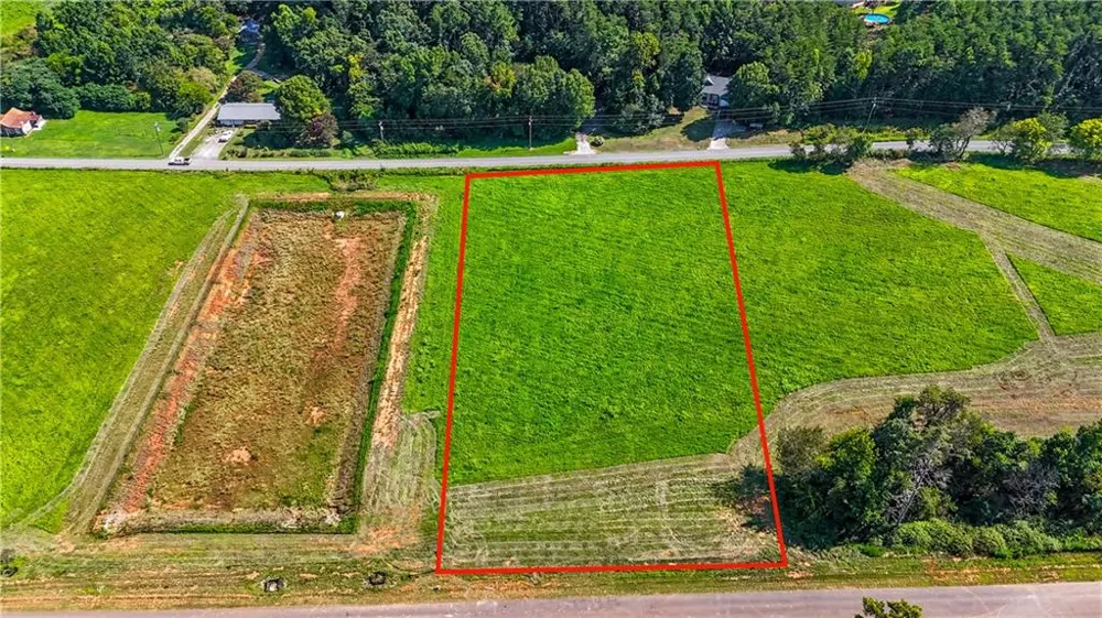 114 PALISADE DRIVE Rydal, GA 30171