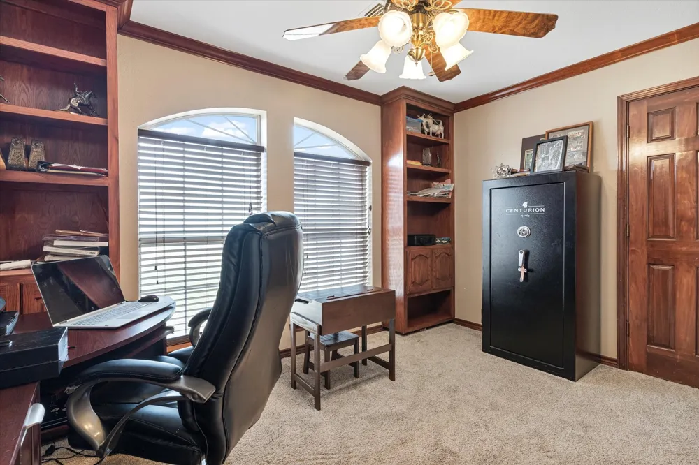685 W Line Road Whitesboro, TX 76273