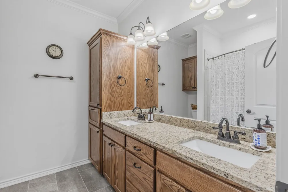 228 Mill Street Emory, TX 75440