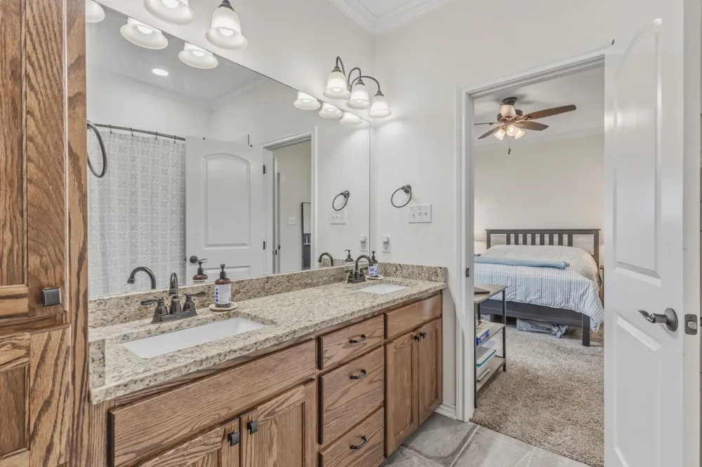 228 Mill Street Emory, TX 75440