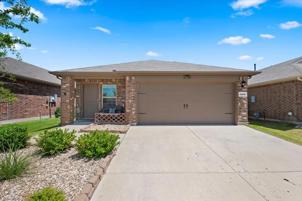 2560 Russell Street Crandall, TX 75114
