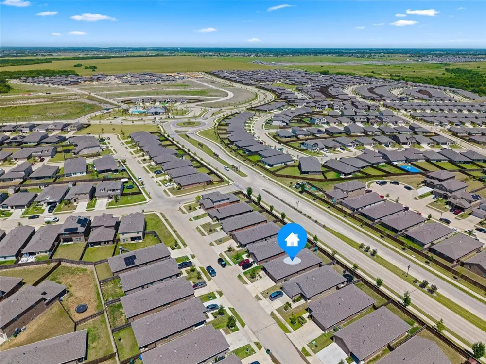 2560 Russell Street Crandall, TX 75114
