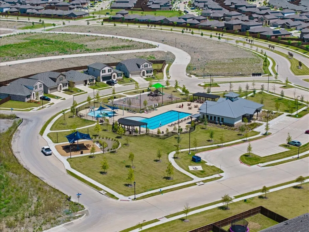 2560 Russell Street Crandall, TX 75114