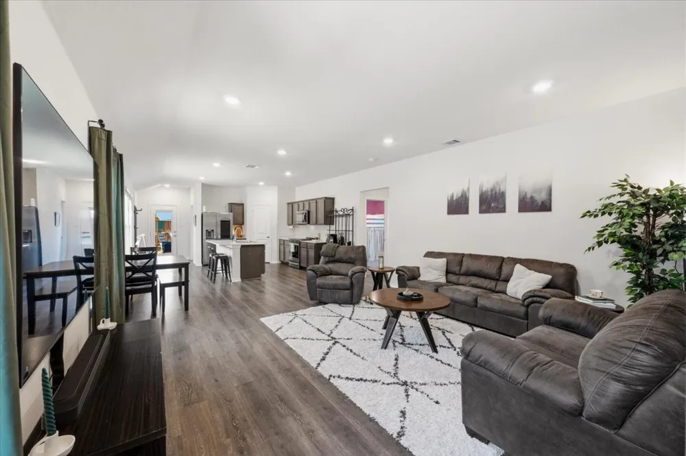 2560 Russell Street Crandall, TX 75114