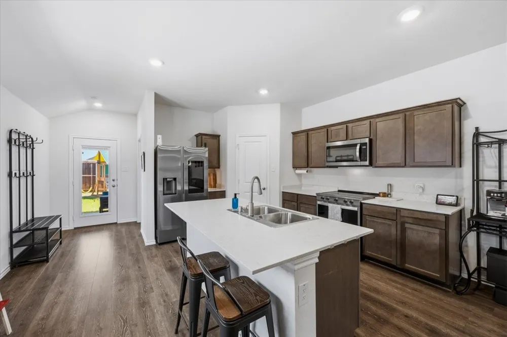 2560 Russell Street Crandall, TX 75114
