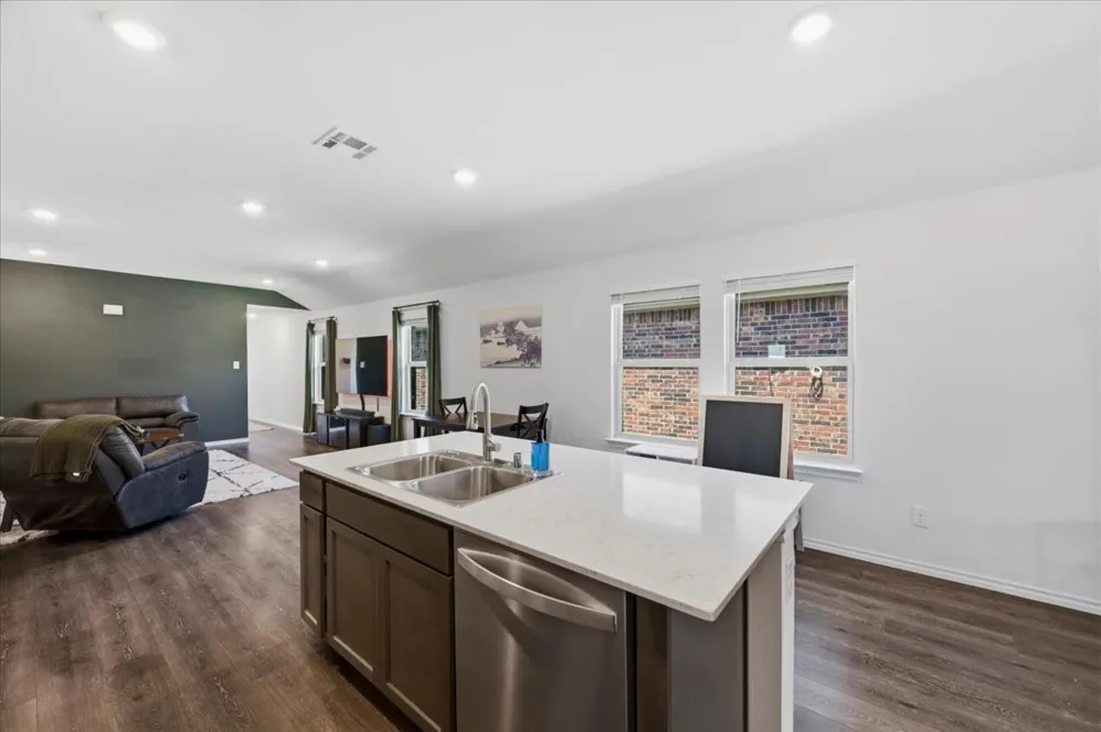 2560 Russell Street Crandall, TX 75114