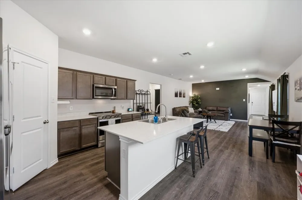 2560 Russell Street Crandall, TX 75114
