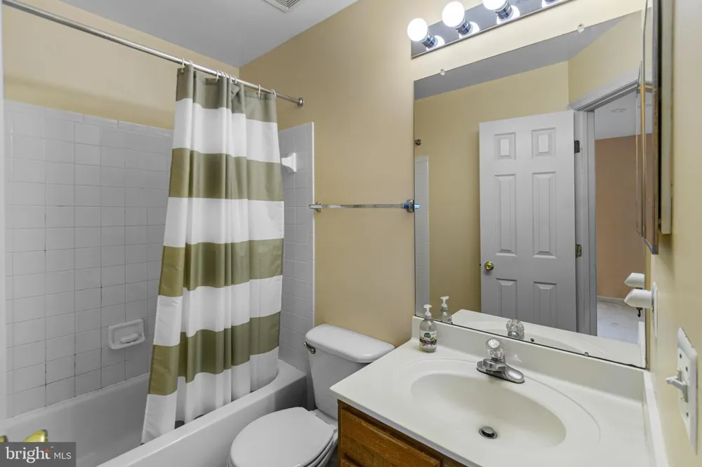 1703 FALLOWFIELD COURT Crofton, MD 21114