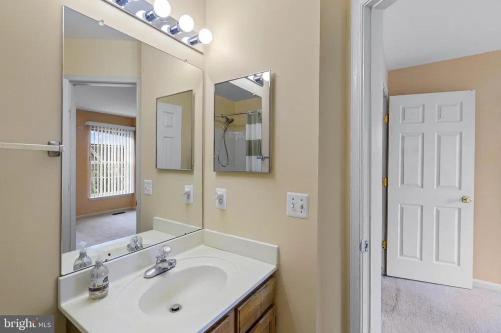 1703 FALLOWFIELD COURT Crofton, MD 21114