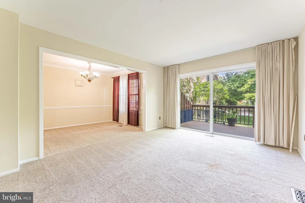 11 CHATEAU CIRCLE Chesterbrook, PA 19087