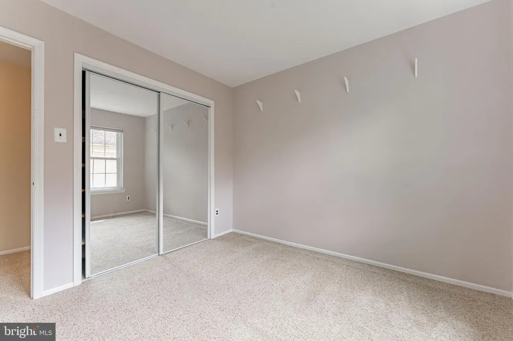 11 CHATEAU CIRCLE Chesterbrook, PA 19087