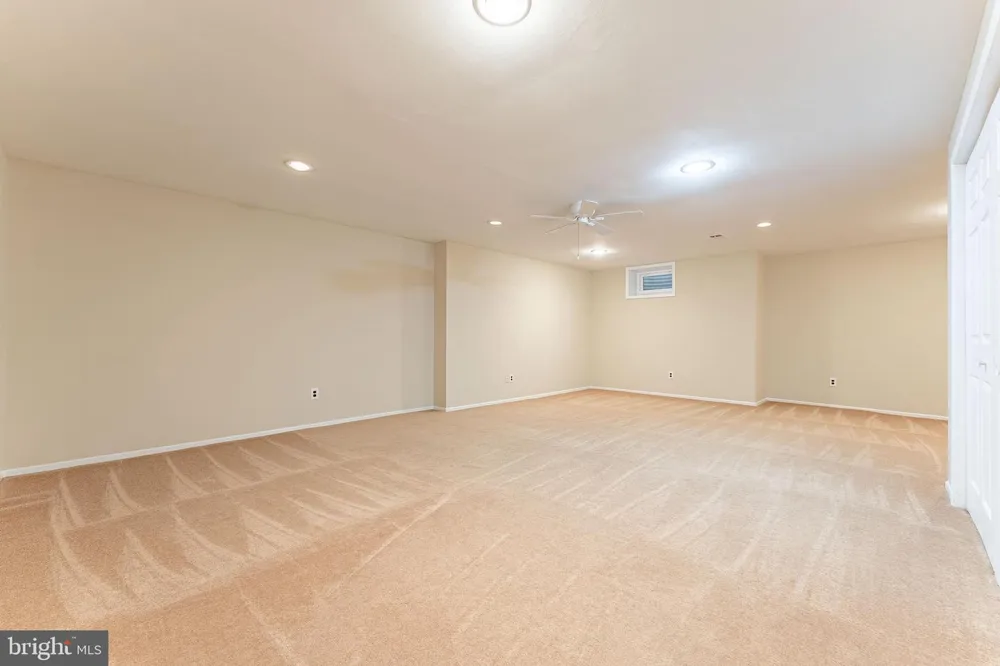 11 CHATEAU CIRCLE Chesterbrook, PA 19087