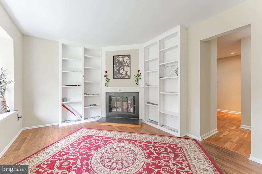 11 CHATEAU CIRCLE Chesterbrook, PA 19087