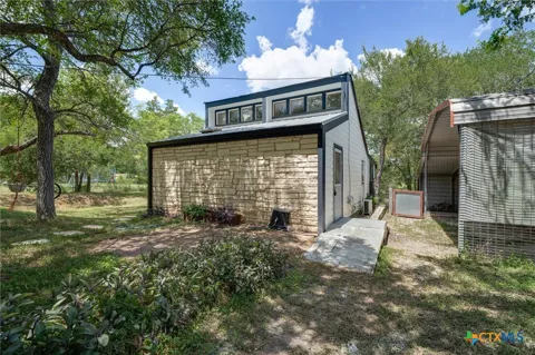 150 Lakeview Drive