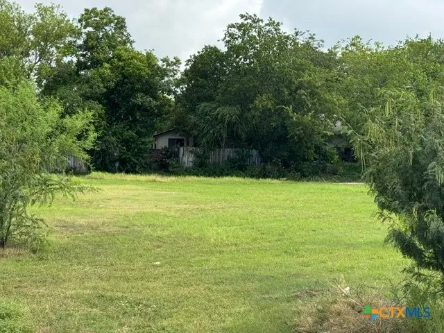 301 Heideke Street Seguin, TX 78155