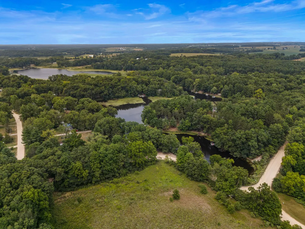 8242 Spruce Drive Reading, MI 49274
