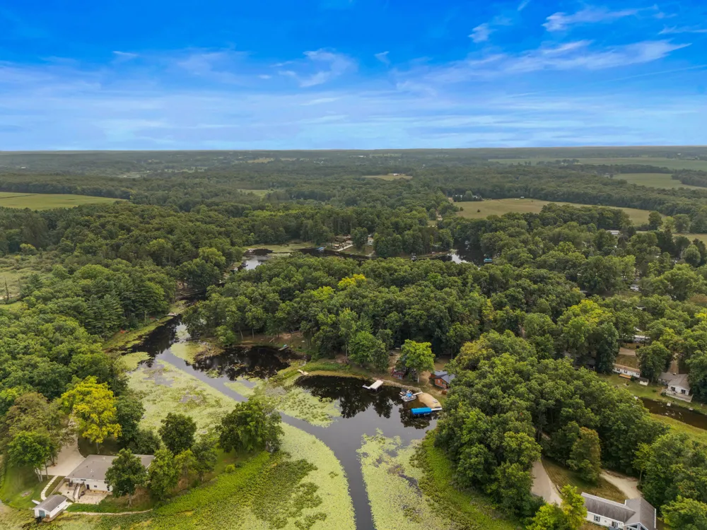 8242 Spruce Drive Reading, MI 49274