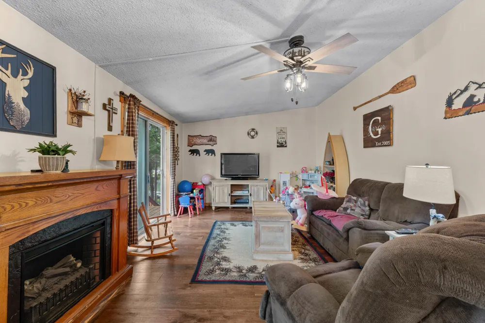 8242 Spruce Drive Reading, MI 49274