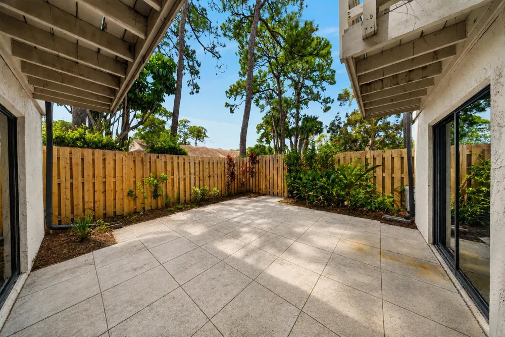 2811 Stoneway Lane #A Fort Pierce, FL 34982
