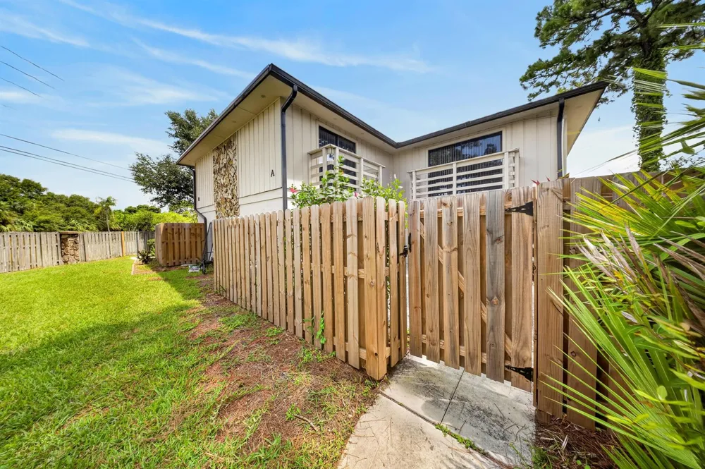 2811 Stoneway Lane #A Fort Pierce, FL 34982