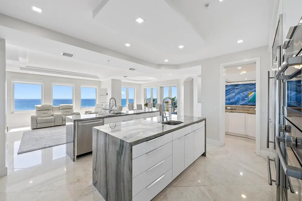 2070 Ocean Boulevard #PH4 Boca Raton, FL 33431