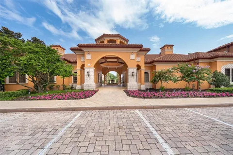 6141 METROWEST BOULEVARD #305