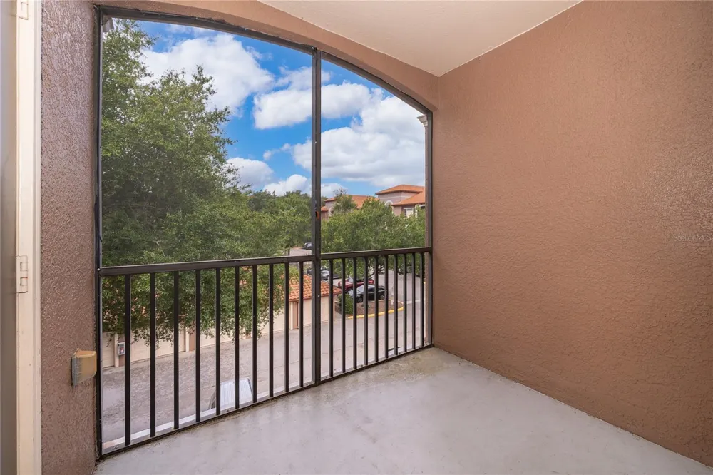 6141 METROWEST BOULEVARD #305 Orlando, FL 32835