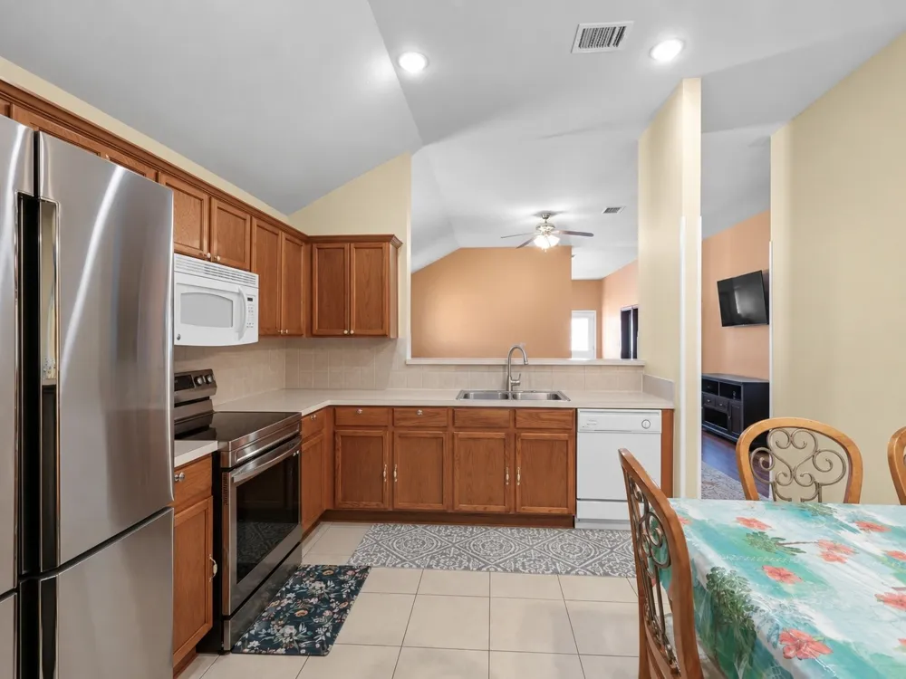 3809 S Peachtree Road Balch Springs, TX 75180