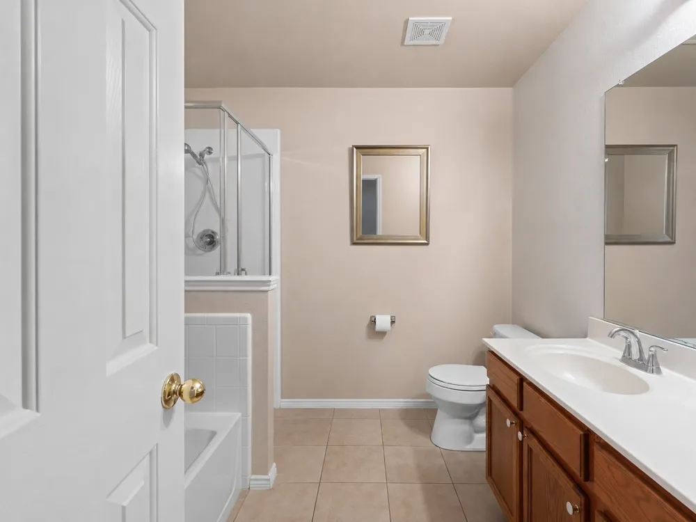 3809 S Peachtree Road Balch Springs, TX 75180