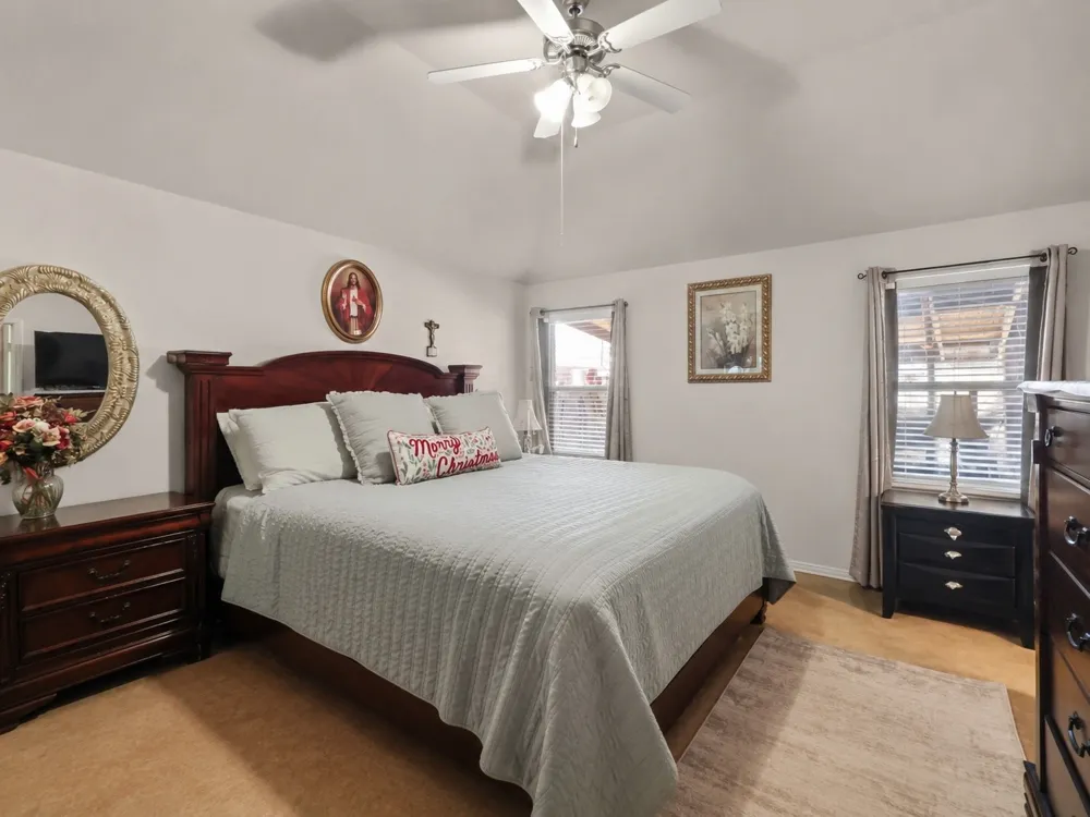 3809 S Peachtree Road Balch Springs, TX 75180
