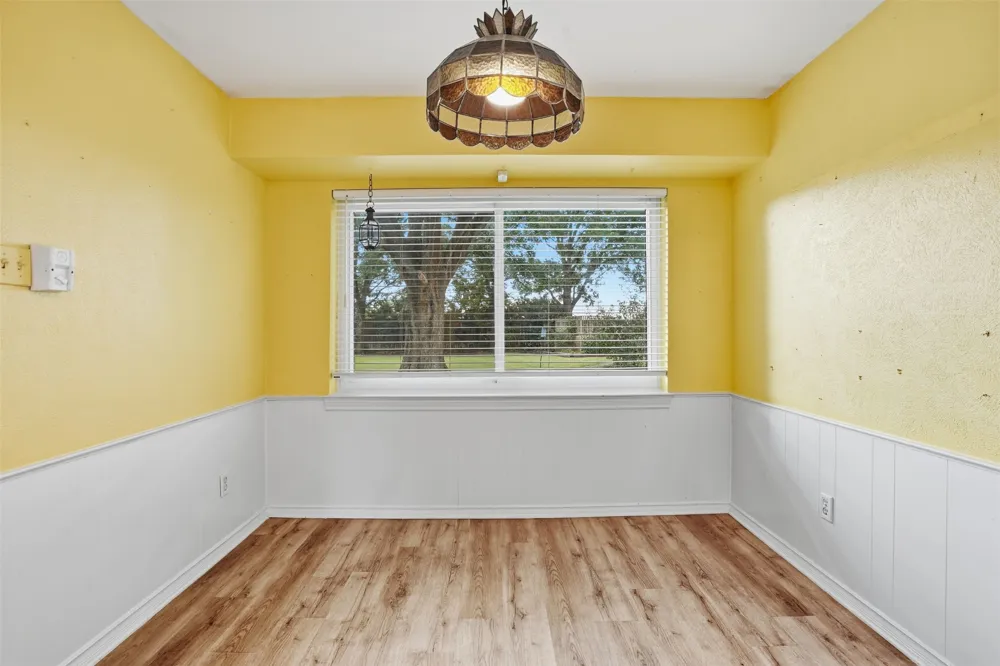 4328 Winding Way Benbrook, TX 76126