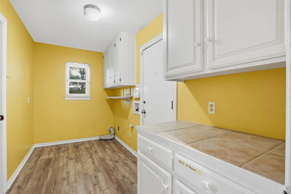 4328 Winding Way Benbrook, TX 76126